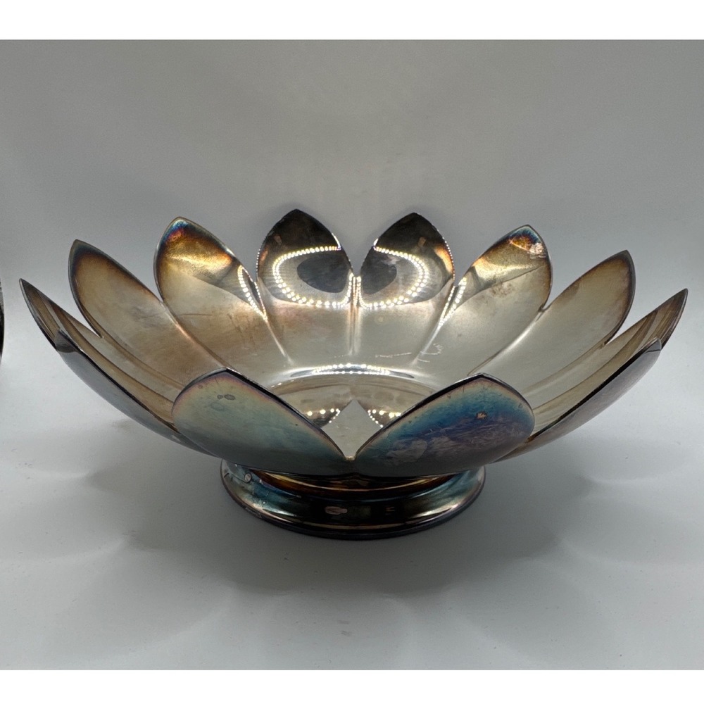 Reed & Barton 3002 Silver Plate Lotus Petal Bowl Emily Patrick Iridescent Patina
